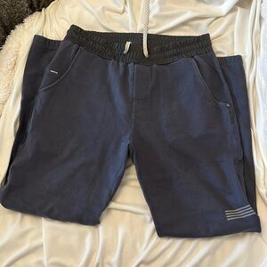 Men’s Vuori joggers